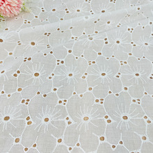 棉布蕾丝面料 纯棉打孔绣花布 欧美服装裙子白色全棉镂空刺绣布料