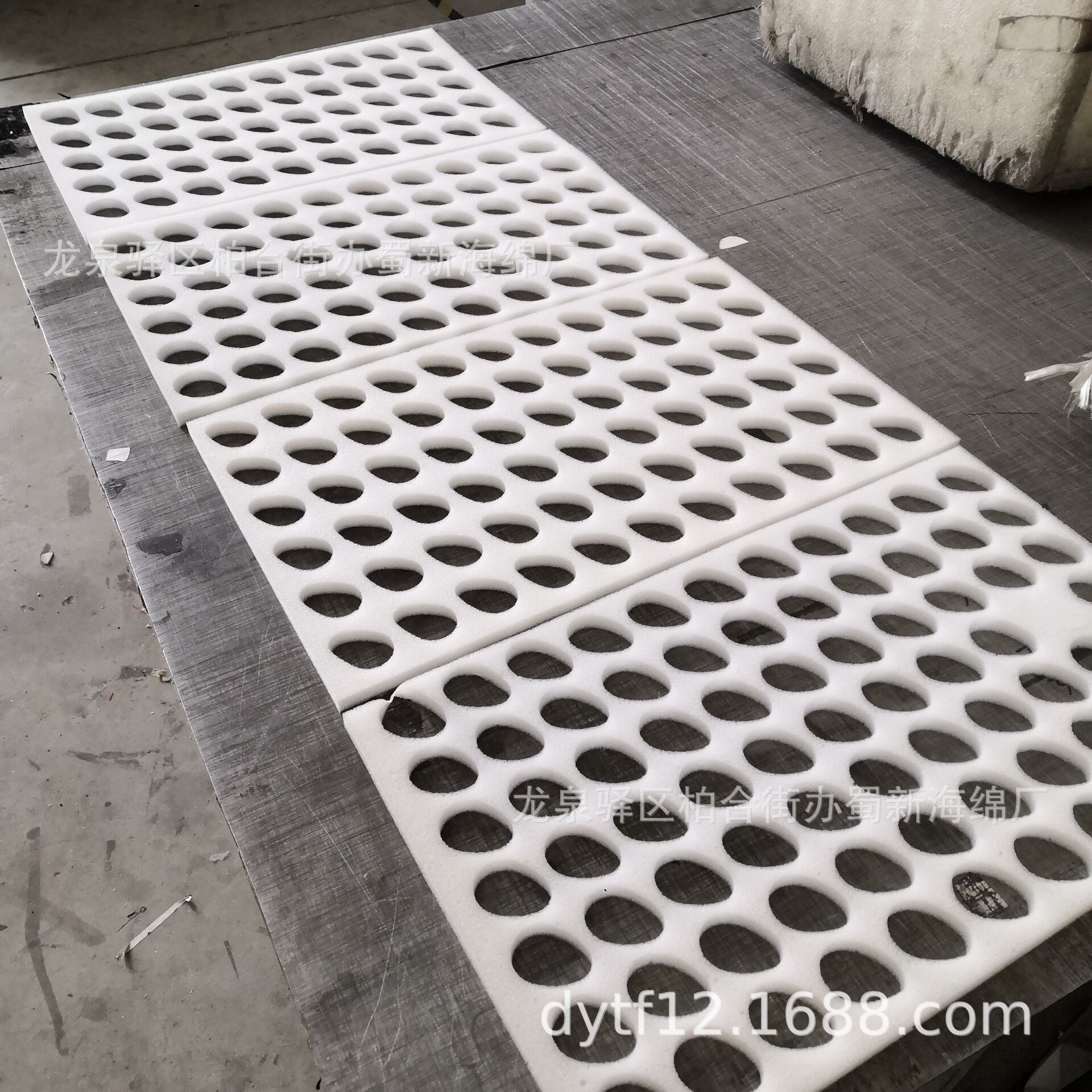 草莓海绵托包装/草莓泡沫托包装/草莓海绵托内衬/草莓专用海绵托