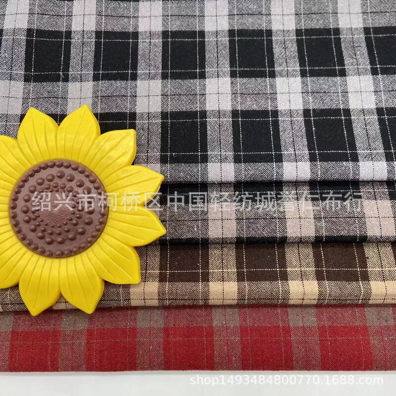 2022 new spring and summer thin cotton yarn-dyed plaid Japanese and Korean casual men's children's shirt fabric spot