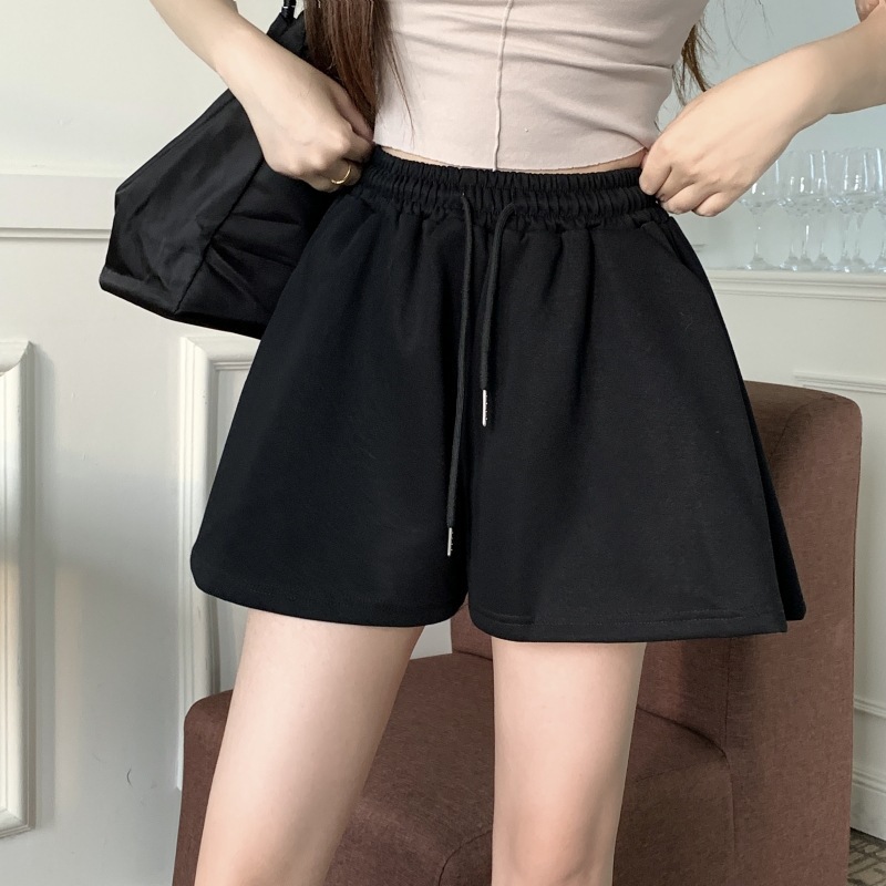 검은색