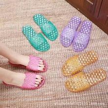 �ļ��¿�102���ˮ��Ů�ϼҾ��҃ȷ���ԡ��ˮ���� �S�����l