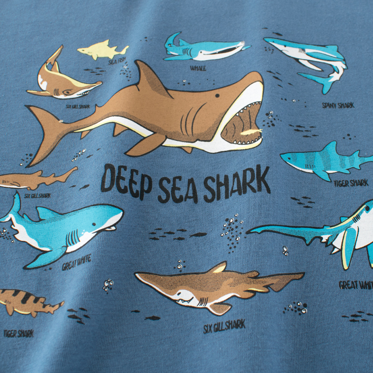 27kids ropa para niños versión coreana 2025 nueva camiseta de manga corta para niños niño bebé tiburón ropa camisa de fondo al por mayor