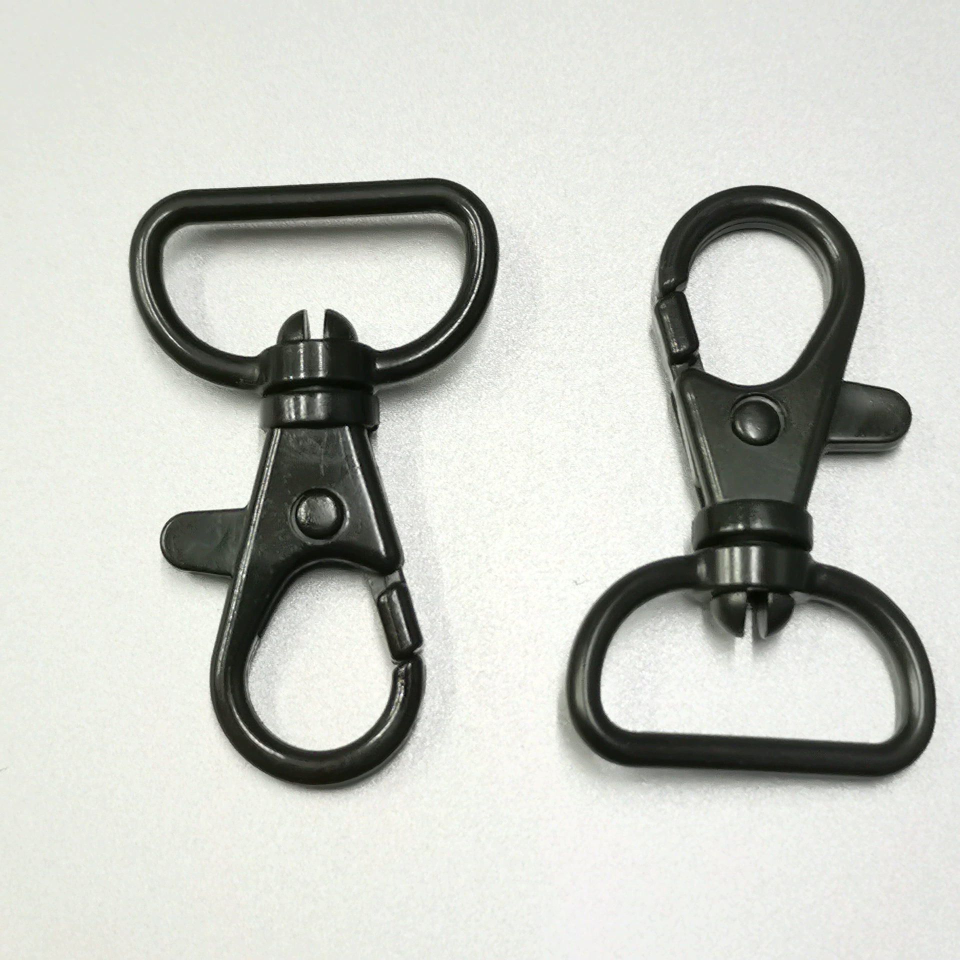 Внутренний 20 мм Вращающийся крюк на 360 градусов качественный пластиковый крючок Встроенная пружина производитель крючков для лобстеров аксессуары для шнурков