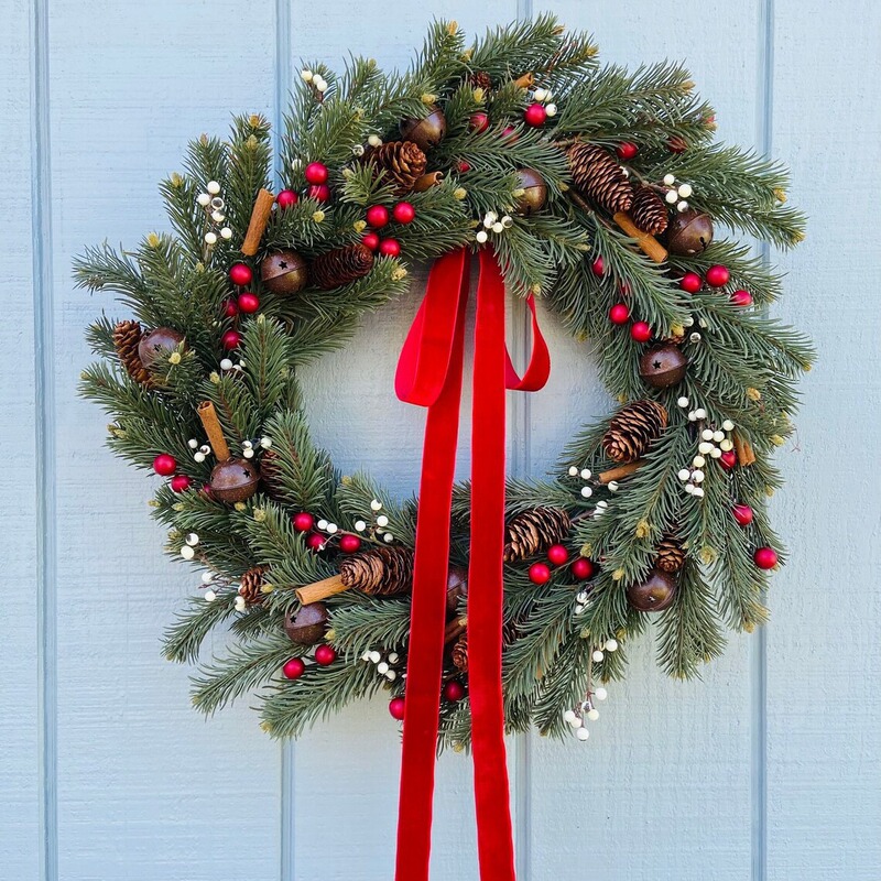 Yuxi Cross-Border Amazon Christmas Wreath Old Bell Artificial Berries Cinnamon Home Decoration Front Door