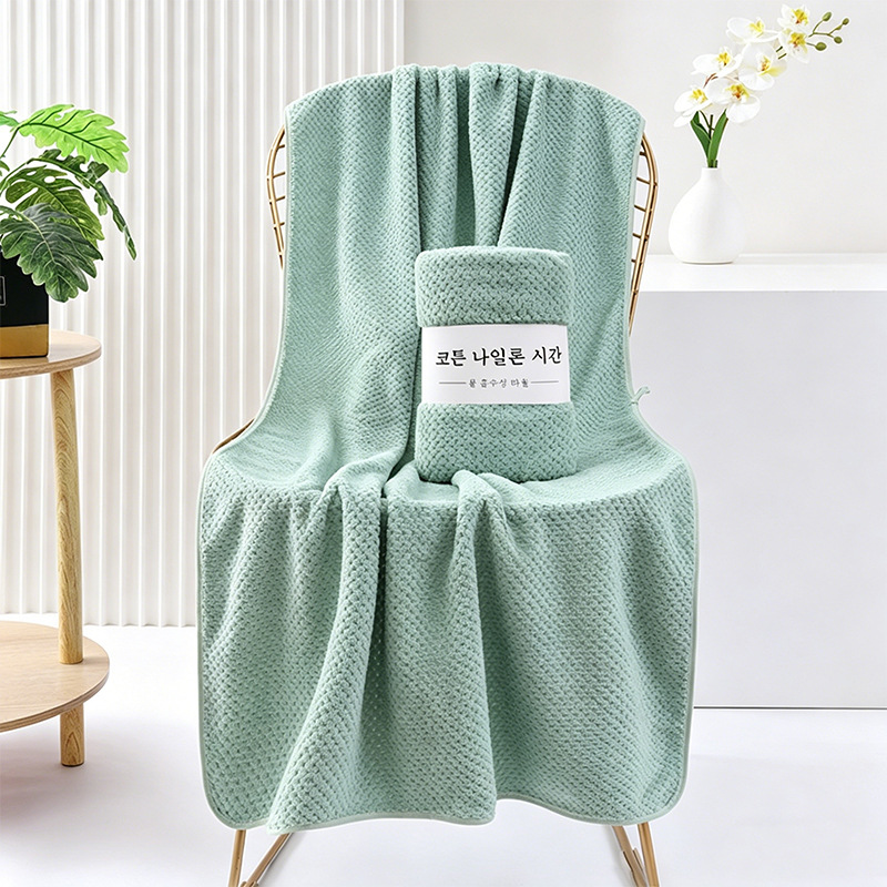 Wholesale transfronterizo piña toalla de baño gran coral veludo espesar toalla de regalo toalla de baño pareja toalla de baño de secado rápido absorción