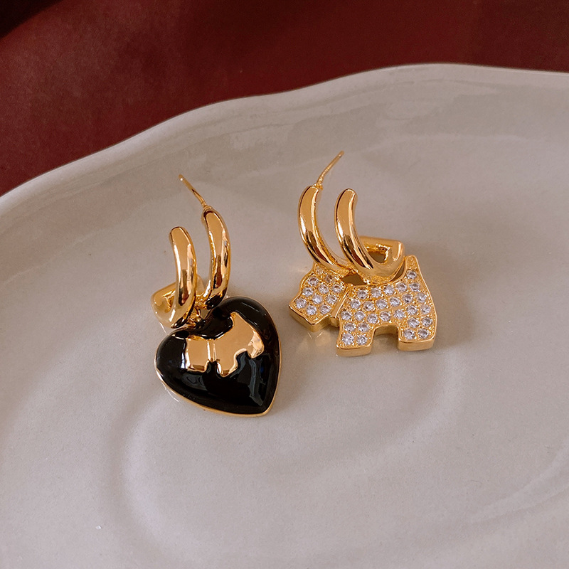 Heart Shape Pattern 1 Pair Elegant Heart Shape Asymmetrical Copper Zircon Ear Studs