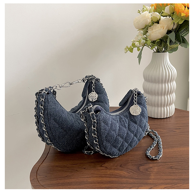 Women's Crossbody Bag With Diamond Chain And Denim Crescent Design_voghion.com