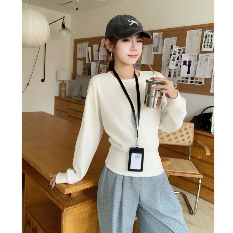 Fleece-Lined Thick Solid Color Casual Round-Neck Long-Sleeve T-Shirt for Women, Autumn and Winter, Waist-Cinching, Slimming, Loose Batwing Sleeve Top