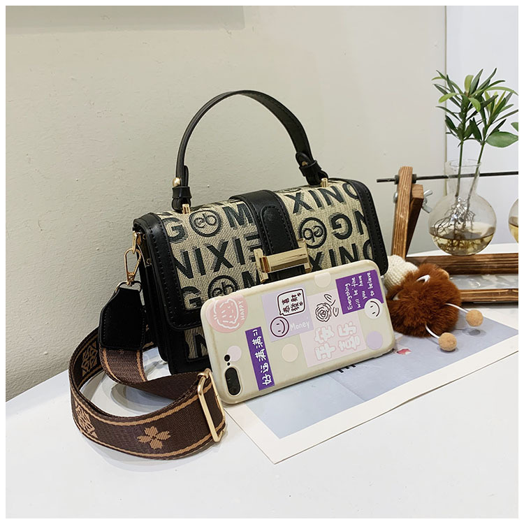 Borsa a tracolla piccola quadrata donna design classico niche_voghion.com