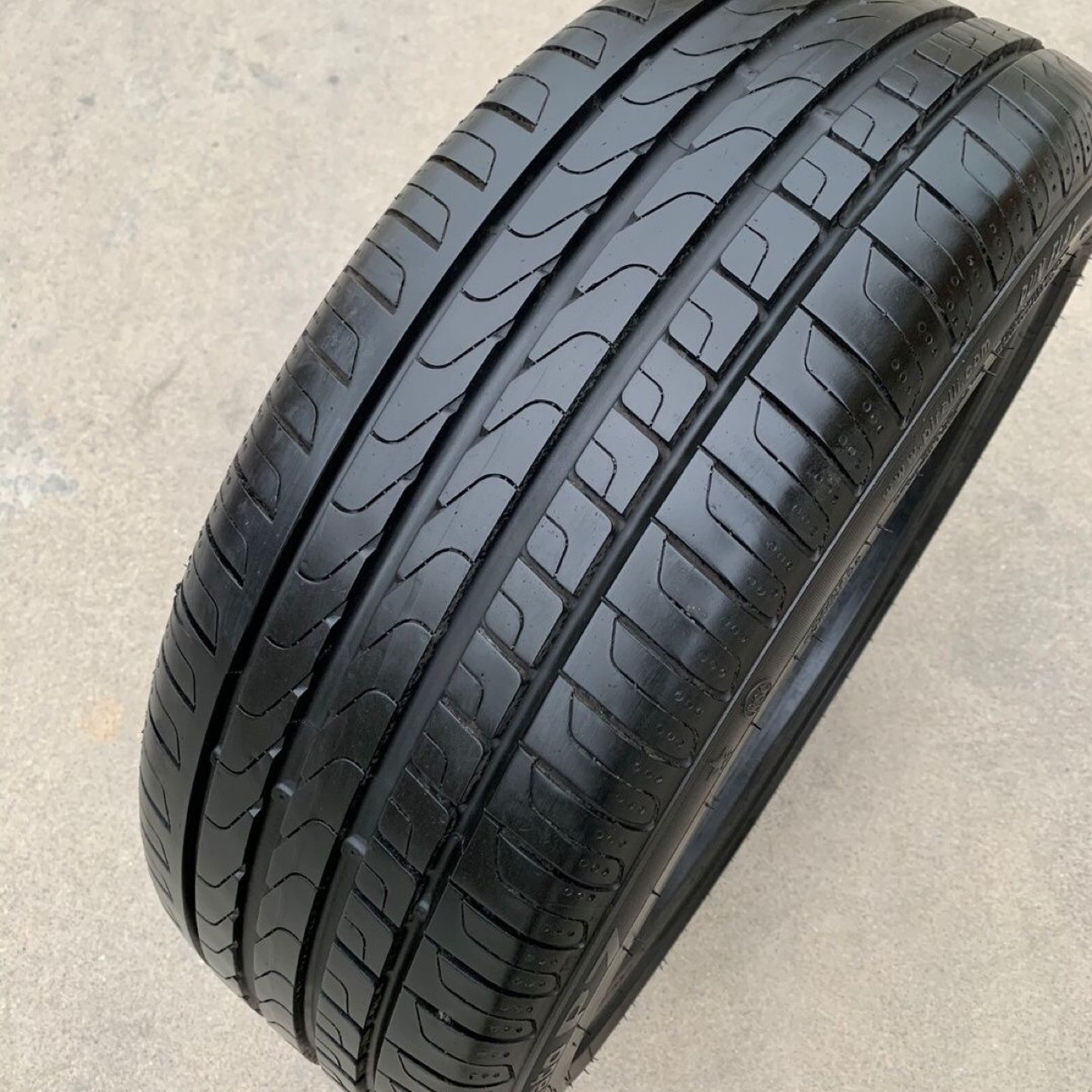 Pirelli Tire 235/60R18 Scorpion Verde 103V Volvo S40 Mercedes-Benz Explosion-Proof Moe Matching Set