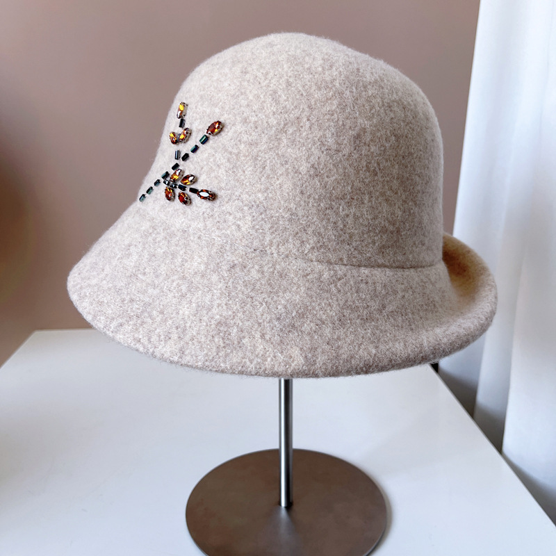Women's Retro Simple Style Plant Crimping Bucket Hat display picture 5