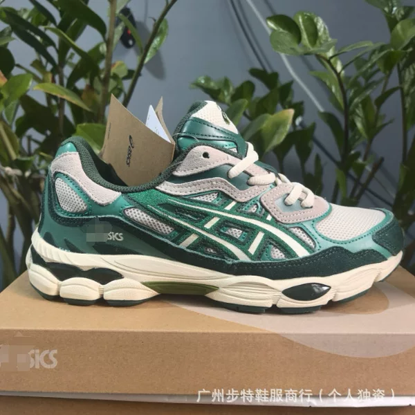 Nyc Running Shoes Round-Toe Cushioning Non-Slip Wear-Resistant Functional Retro Trendy Running Shoes Export Shoes for Jogging