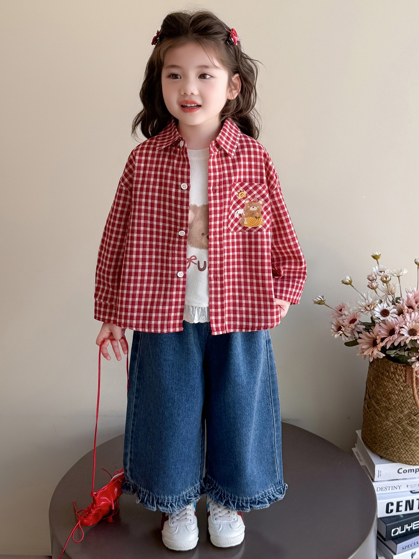 Camisas a cuadros de otoño de niñas 2025 nuevo estilo extranjero de moda bebé femenino chaqueta casual chaqueta de primavera y otoño