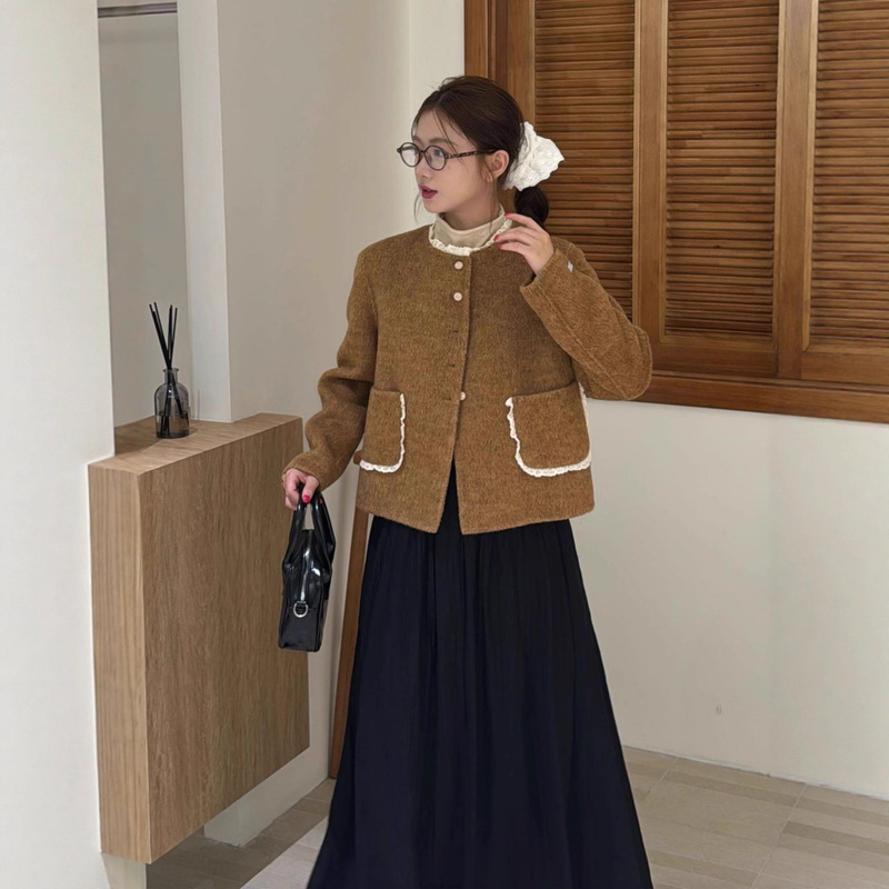 French-Style Small Fragrance Women's Lace-Trimmed Double-Sided Wool Coat, Fresh Versatile Cashmere Wool Short Thickened Coat