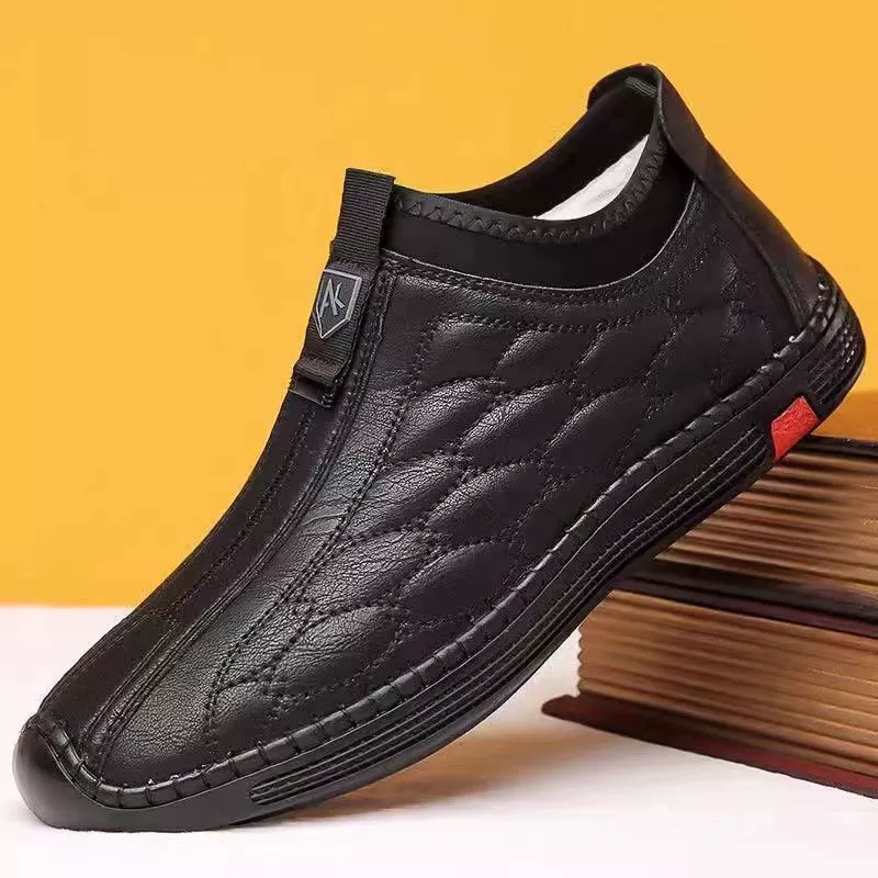 Хлопчатобумажные туфли среднего и пожилого возраста мужские зимние теплые и бархатные толстые старые кожаные туфли водонепроницаемые и нескользящие пожилой отец повседневные хлопчатобумажные туфли