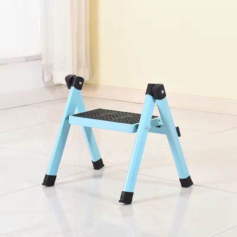 파란색 단계 사다리