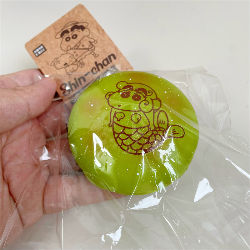 スーパーソフトクレヨンしんちゃんバーガー、ゆっくりと反発するスクイーズ減圧PUシミュレーションパン、大人もおもちゃを遊ぶことができます|undefined