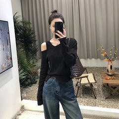 休闲俏皮套装露肩T恤上衣女装内搭背心2025秋季斜肩长袖T恤两件套