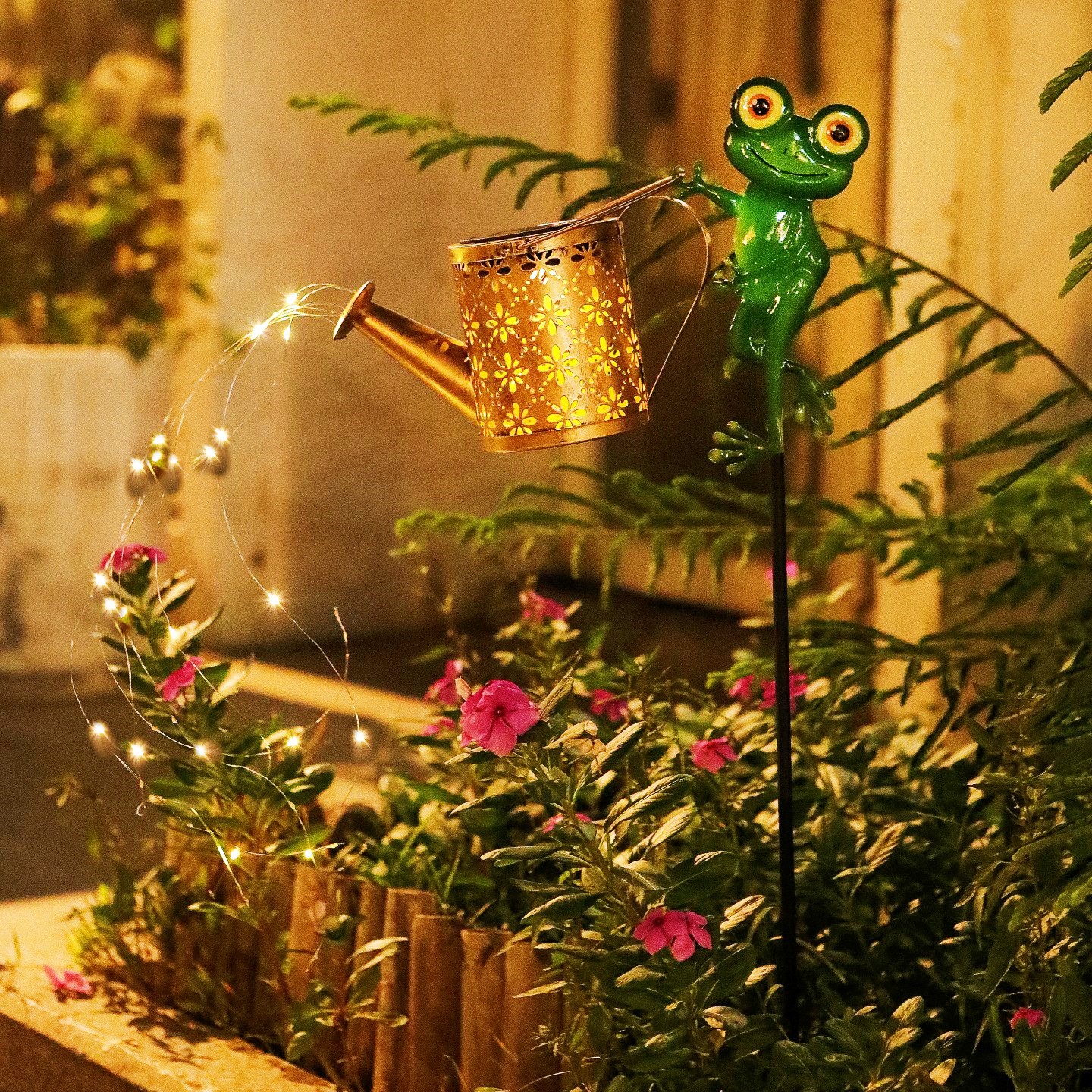 Transfronteriza solar Santa Claus lámpara de césped hierro forjado hueco diente al aire libre jardín decoración de escultura