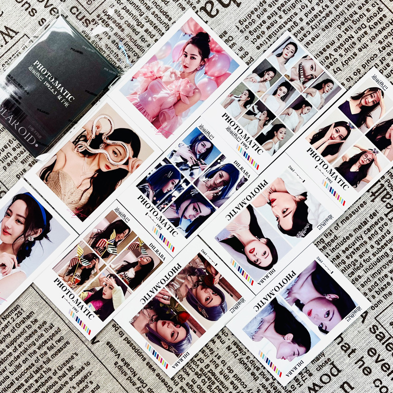 Lilo Ribo's single-person high-quality star fan photo souvenir LOMO card postcard