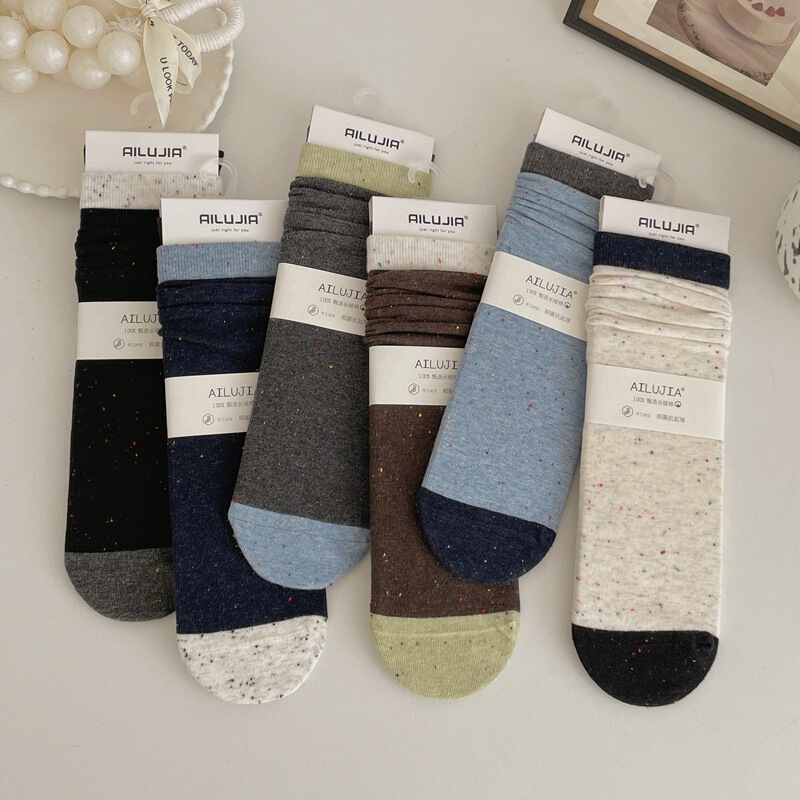 26 Early autumn new collection of women's socks: colorful polka dot and color-block mid-calf socks, solid-color cotton mid-calf socks in a Japanese style 26 Early autumn new collection of women's socks: colorful polka dot and color-block mid-calf socks, solid-color cotton mid-calf socks in a Japanese style