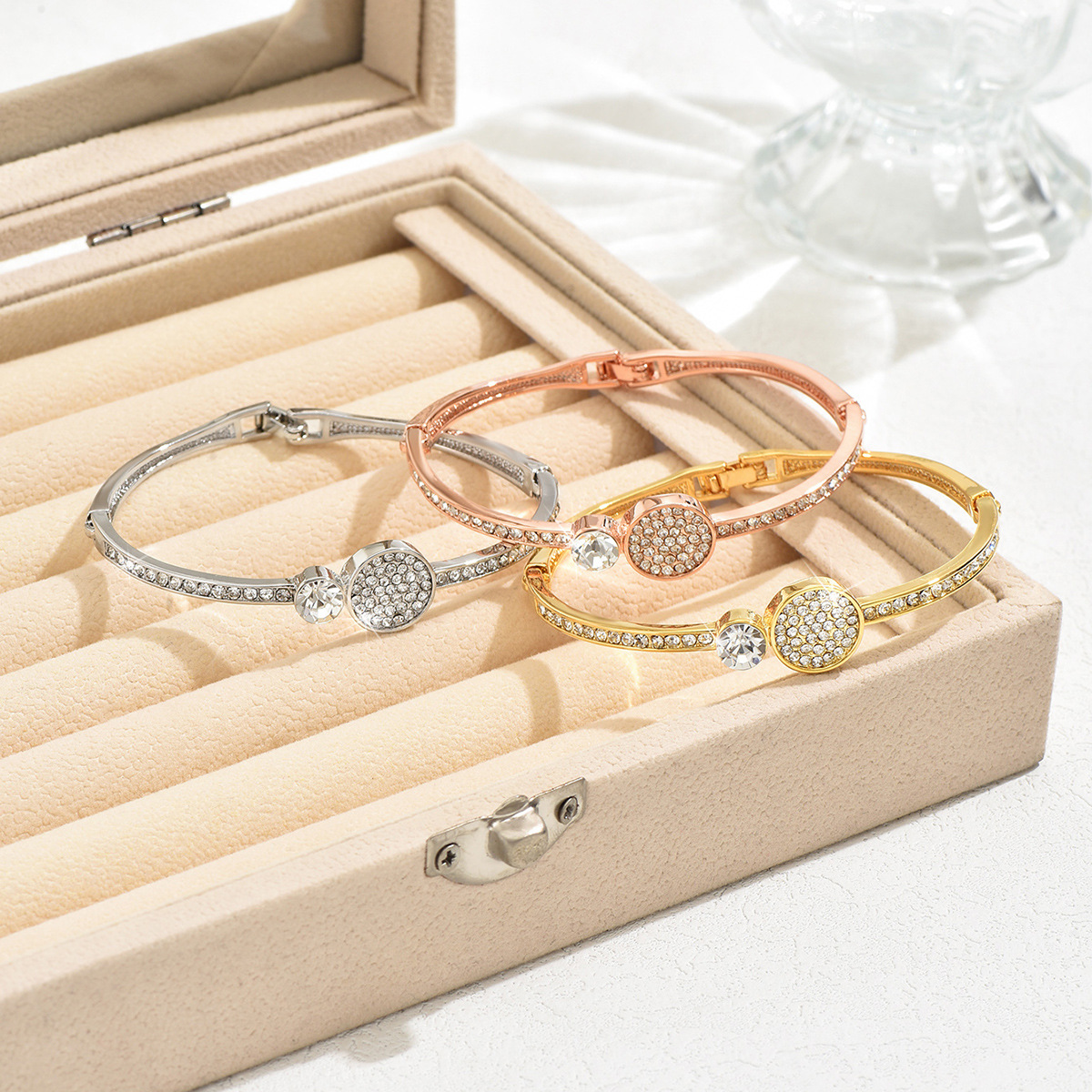 Fábrica directa de diseño de nicho geométrico coreano abierto envasado independiente brazalete de diamantes de oro rosa para mujeres image 5
