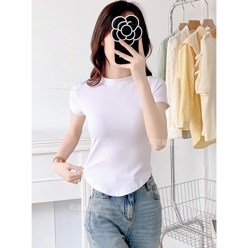 Small turtleneck short-sleeved T-shirt U-shaped hem thread new Hong Kong style pure want tight temperament high-grade bottoming shirt top Small turtleneck short-sleeved T-shirt U-shaped hem thread new Hong Kong style pure want tight temperament high-grade bottoming shirt top
