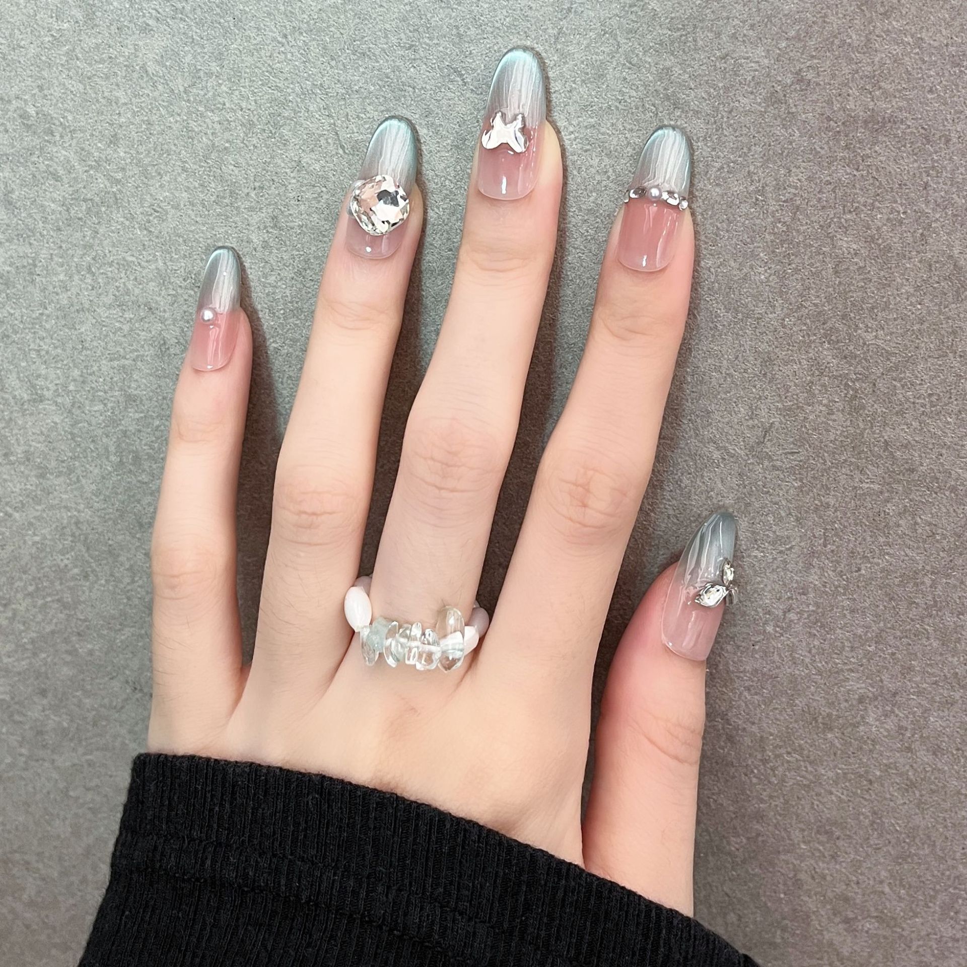 Mediano oval manicure ojo de gato usar uñas frescas parches de uñas azules parches de uñas productos terminados al por mayor