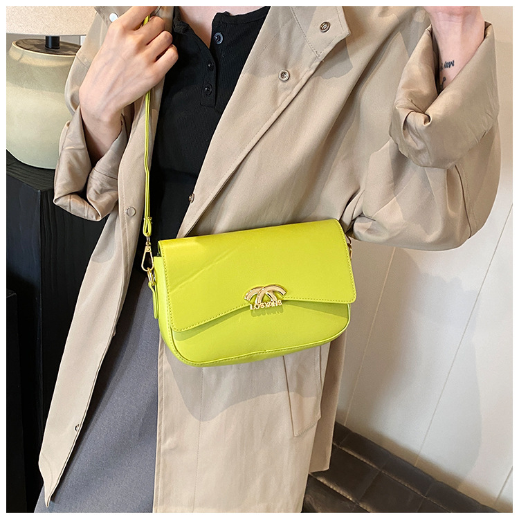 Fashionable and versatile small square bag, new autumn and winter style work and commuting bag, women's bag, simple single-shoulder bag, women's crossbody bag undefined