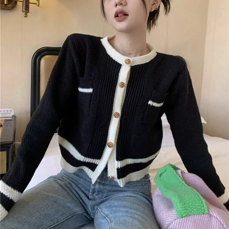 法式小香风高级感毛衣春秋季新款撞色设计感宽松开衫外套短款上衣