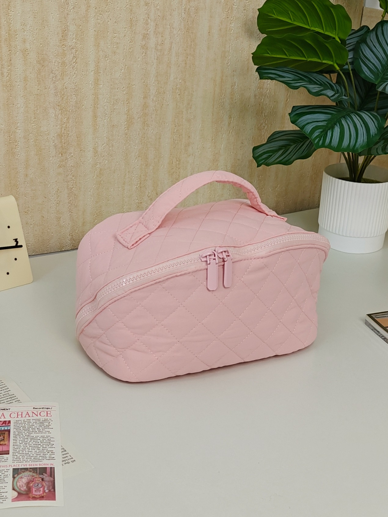 Bolsos de maquillaje portátiles acolchados de gran capacidad, bolsos de baño portátiles para salir, bolsos de almacenamiento de cosméticos, bolsos de viaje personalizables image 5