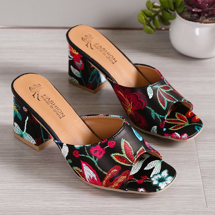 Women's Vacation Ditsy Floral Square Toe Fashion Sandals display picture 3