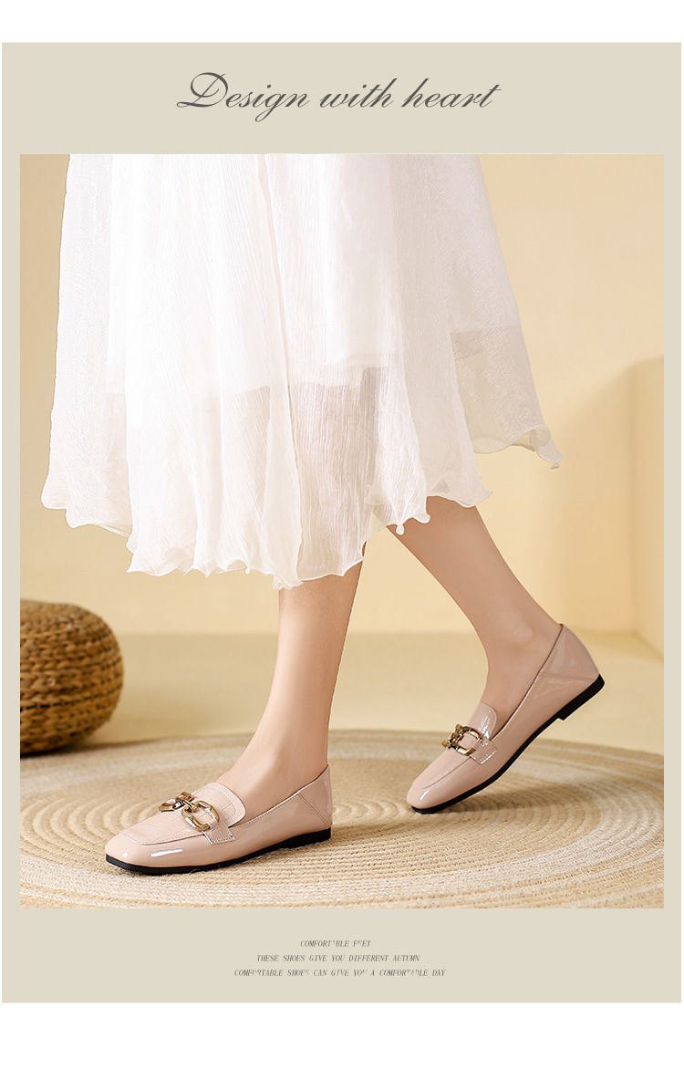 Άνοιξη και φθινόπωρο νέα φλατ παπούτσια γυναικεία κορεατική έκδοση λουστρίνι μαύρα μικρά δερμάτινα παπούτσια μόδας τετράγωνο δάχτυλο μεταλλική πόρπη παπούτσια Huidong χονδρική_voghion.com