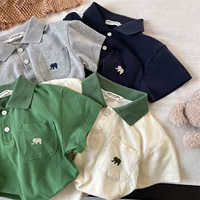 Рубашка POLO для мальчиков 2025 лето новый стиль мальчик с вышивкой с короткими рукавами футболка среднего ребенка с отворотом карман топ