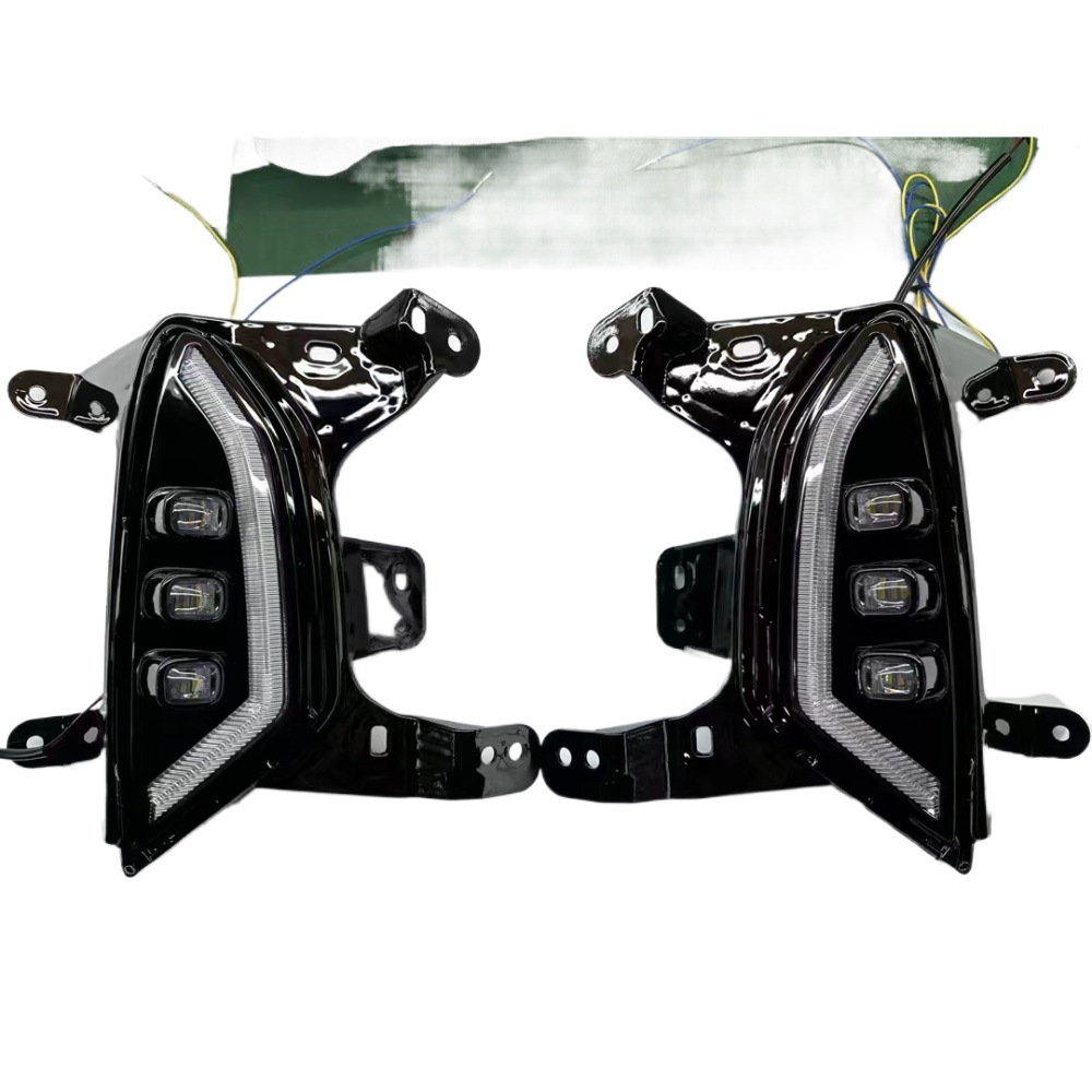 Aplicable a 21 - 23 Chevrolet Explorer lámpara diurna LED de niebla de dirección amarilla corriente modelo de caballo de carreras
