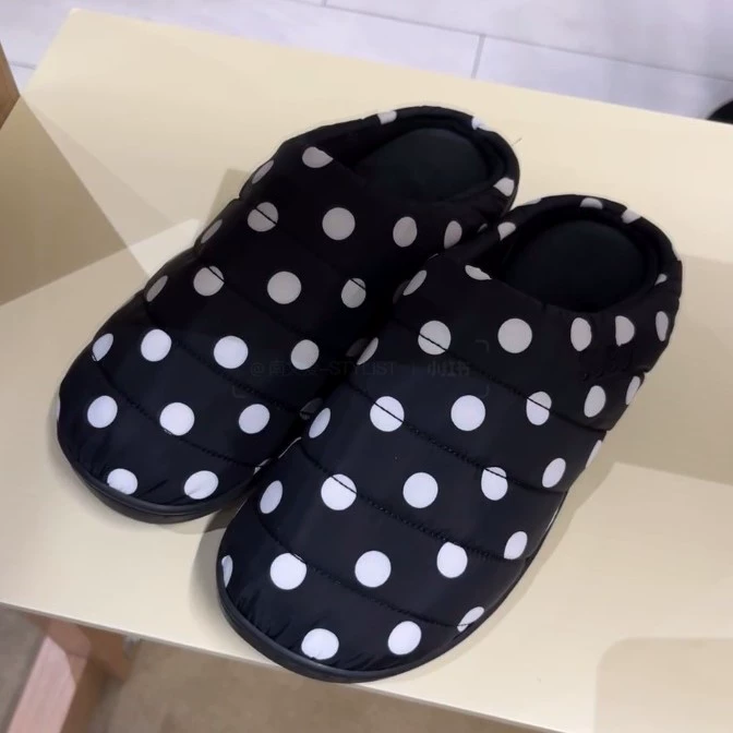 Трансграничная коммерциал Amazon subu тапочки пуховая ткань волновой точки стеганая вышивка губка памяти домашние тапочки