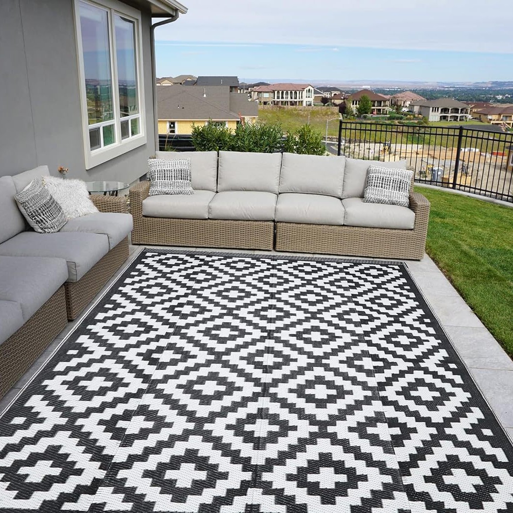 Pp Woven Portable Plastic Outdoor Mat Carpet Camping Mat Foldable Portable Mat Beach Mat Moisture-Proof Camping Mat