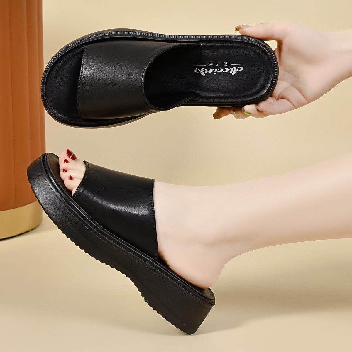 Dép sandal nữ da thật đế dày tăng chiều cao, hở ngón chân, chống trượt, phối đồ đa năng — màu đen