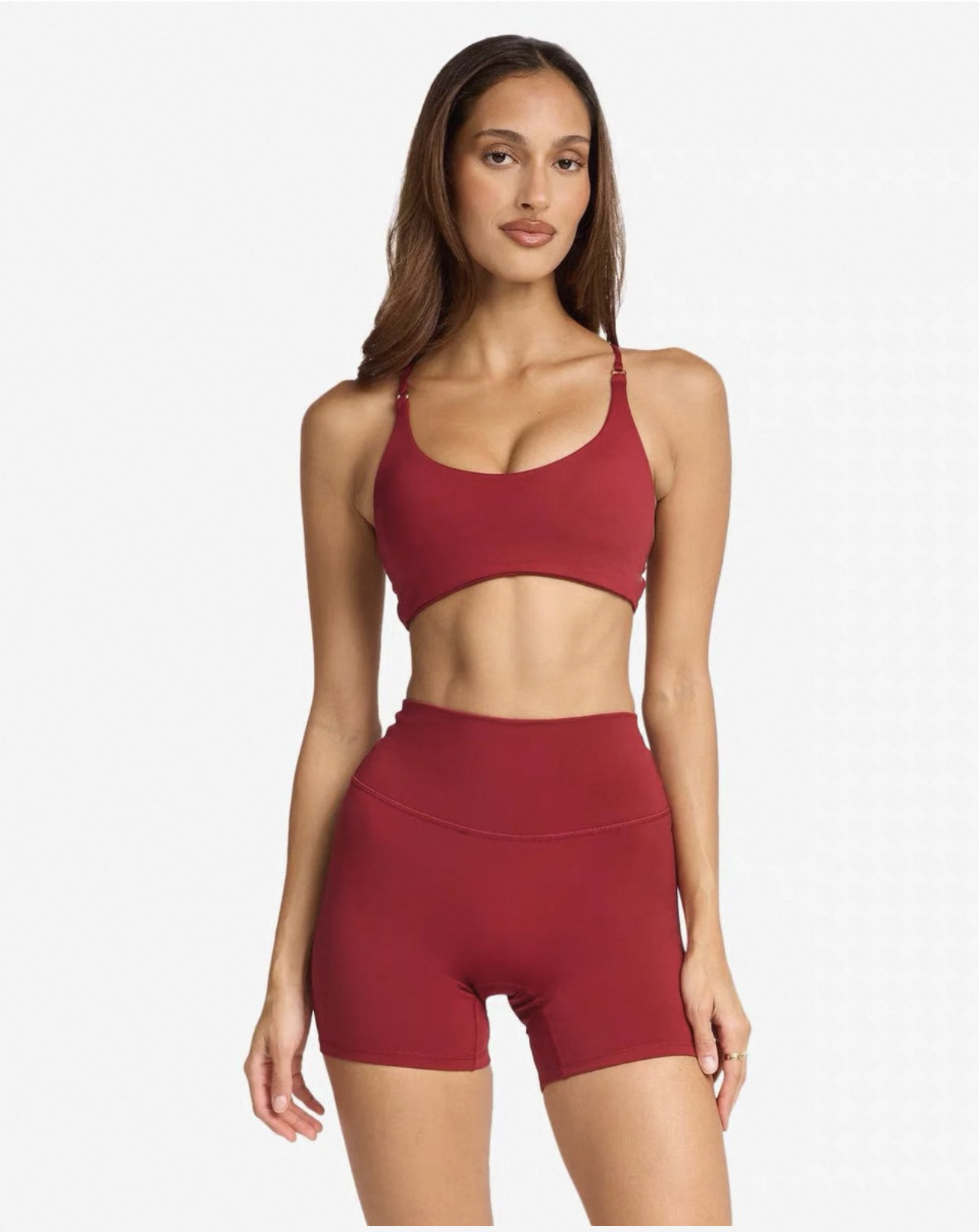 진한 빨간색 반바지 정장