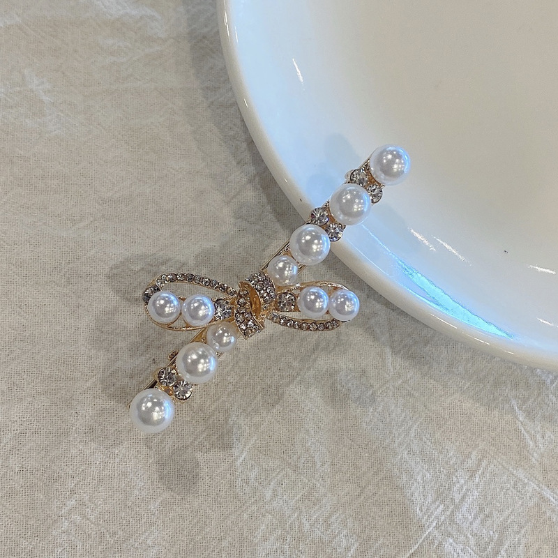 Korean Style Imitation Pearl Bow Diamond Hairpin display picture 5