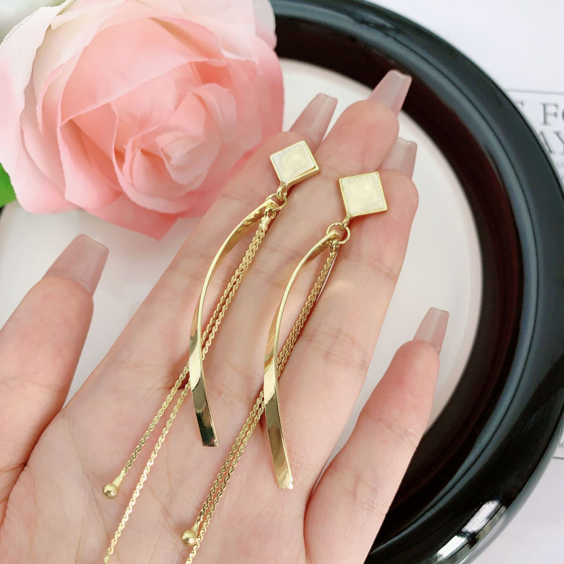 Korean trend geometric square design fashionable elegant universal…