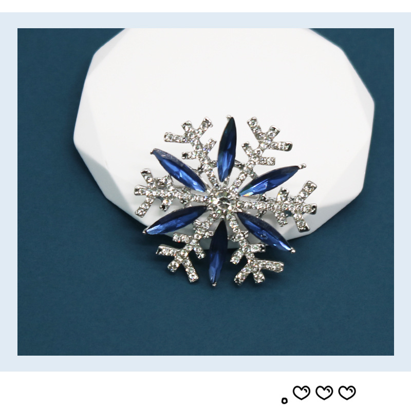 白.蓝钻+雪花胸针_04.jpg