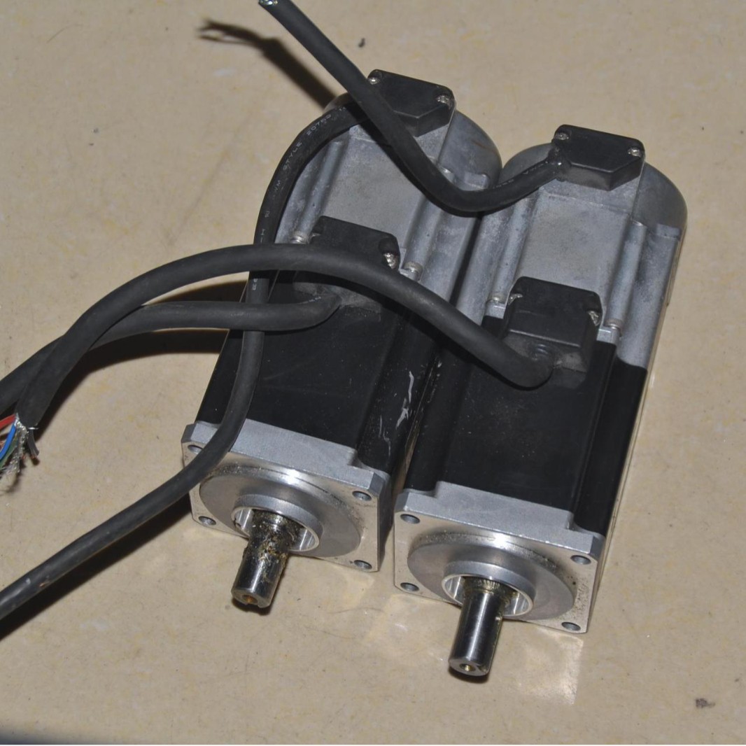 AB罗克韦尔2071-AP4 TL-A230P-BJ34AA 0.32KW  带刹车伺服电机