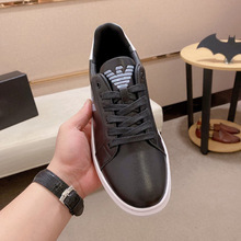 欧洲站男鞋夏季真皮时尚小白鞋男潮牌透气百搭板鞋休闲鞋奢侈品