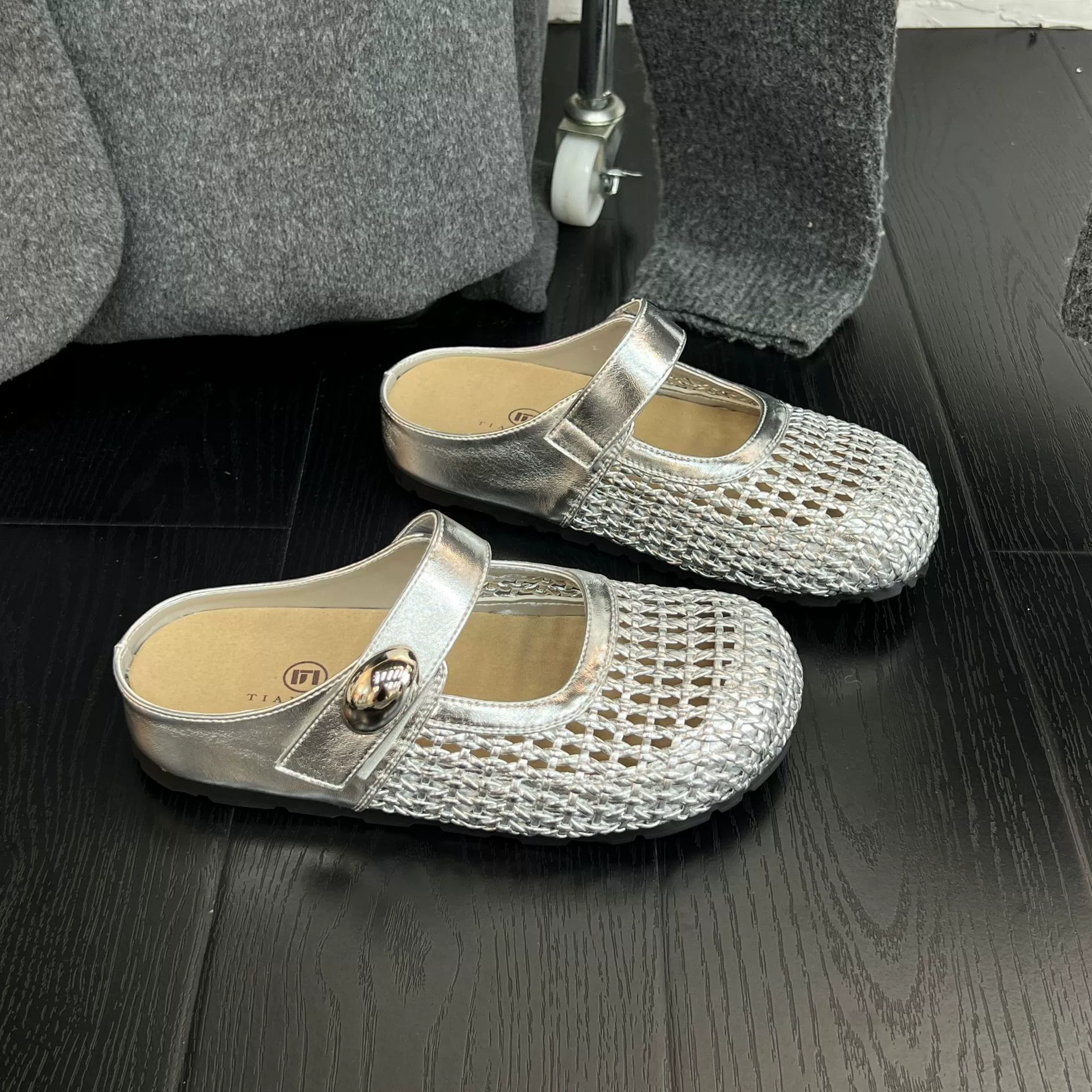 Universal slippers, summer footwear, soft sole, restless legs relief