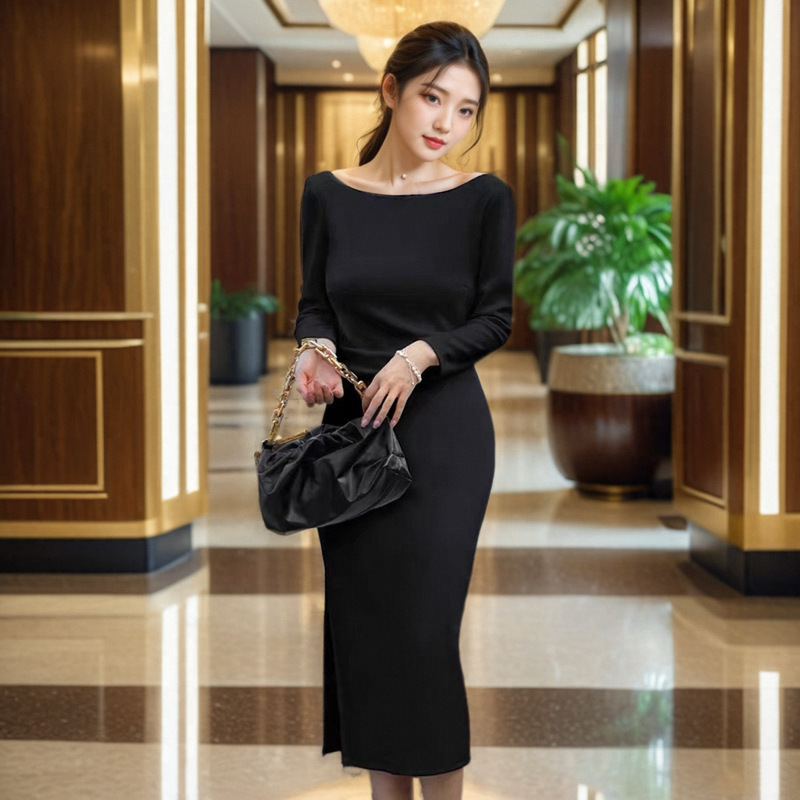Black elegant dress