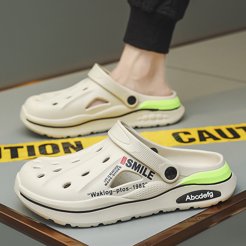 Cross-border Hole Shoes Men's Summer Outwear Anti-slip Sports plus size Wear Beach Wading Baotou Sandals