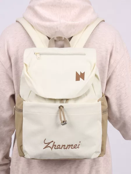 New pleated drawstring nylon backpack for female college students, lightweight, trendy, large-capacity, stylish backpack for middle school students