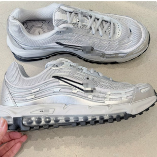 �羳վMax98 �����\����ŮЬ���e�r�аٴ��|�p����H�W���ܲ�Ь