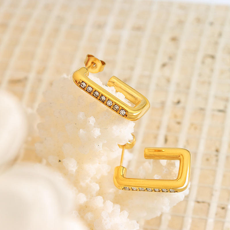 Exquisite And Elegant Niche Design Geometric Earrings Made Of Titanium Steel With Gold Plating And Zircon Inlay European And American Fashion Earrings_voghion.com